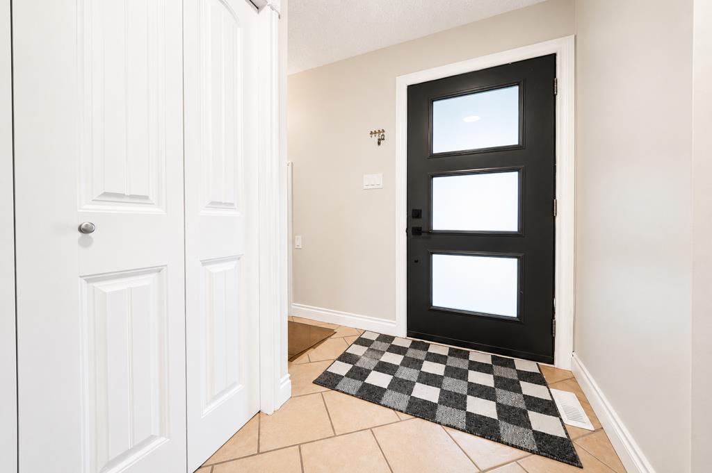 Picture for 82 Ross Haven Court SE