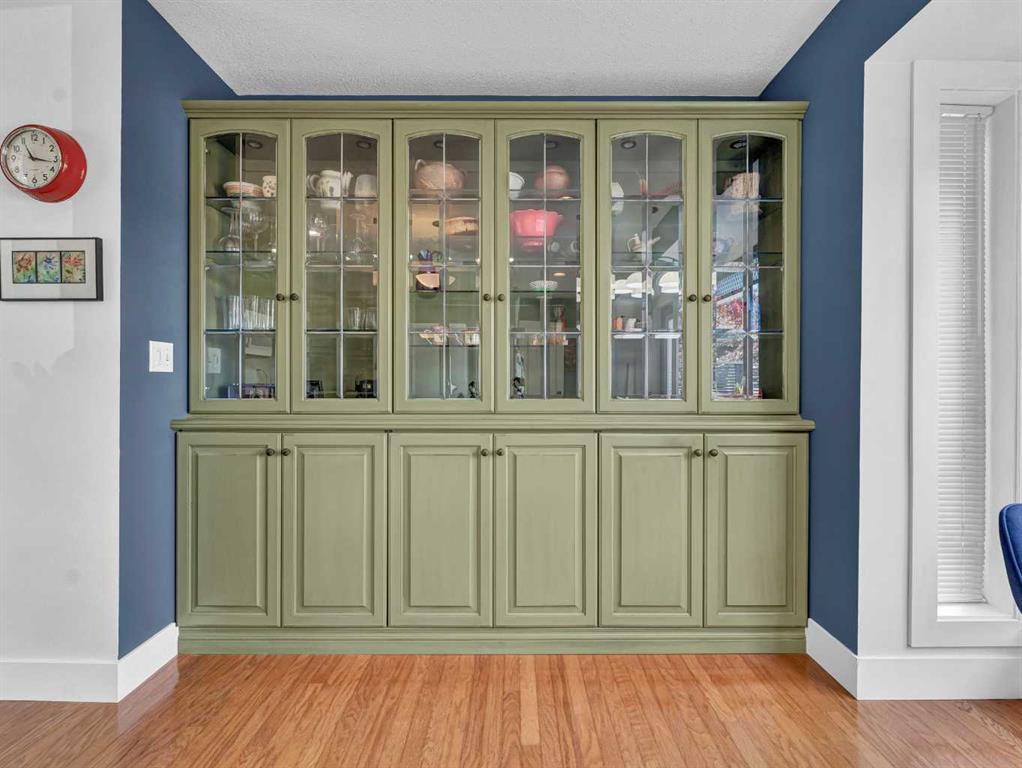 Picture for 192 Seven Persons Drive SW https://www.cirrealty.ca/reb/mhreb/2/A2255902_15.jpg