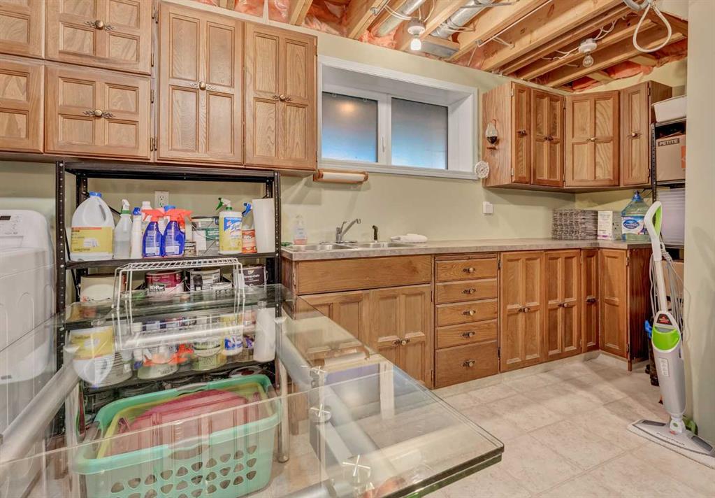 Picture for 192 Seven Persons Drive SW https://www.cirrealty.ca/reb/mhreb/2/A2255902_32.jpg