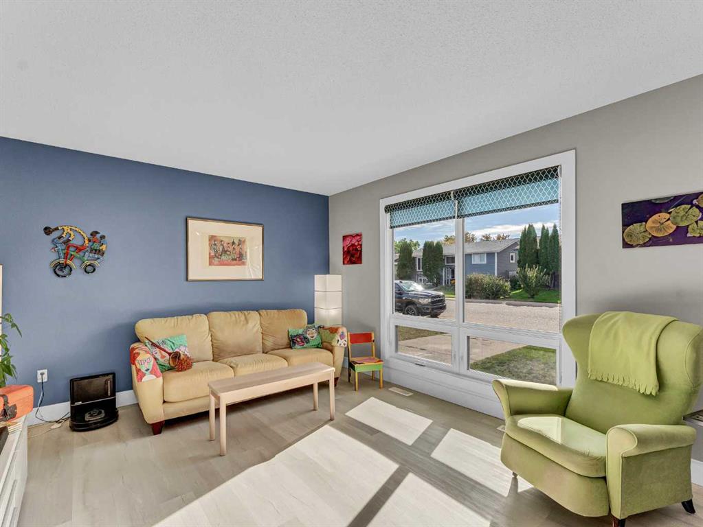 Picture for 192 Seven Persons Drive SW https://www.cirrealty.ca/reb/mhreb/2/A2255902_7.jpg
