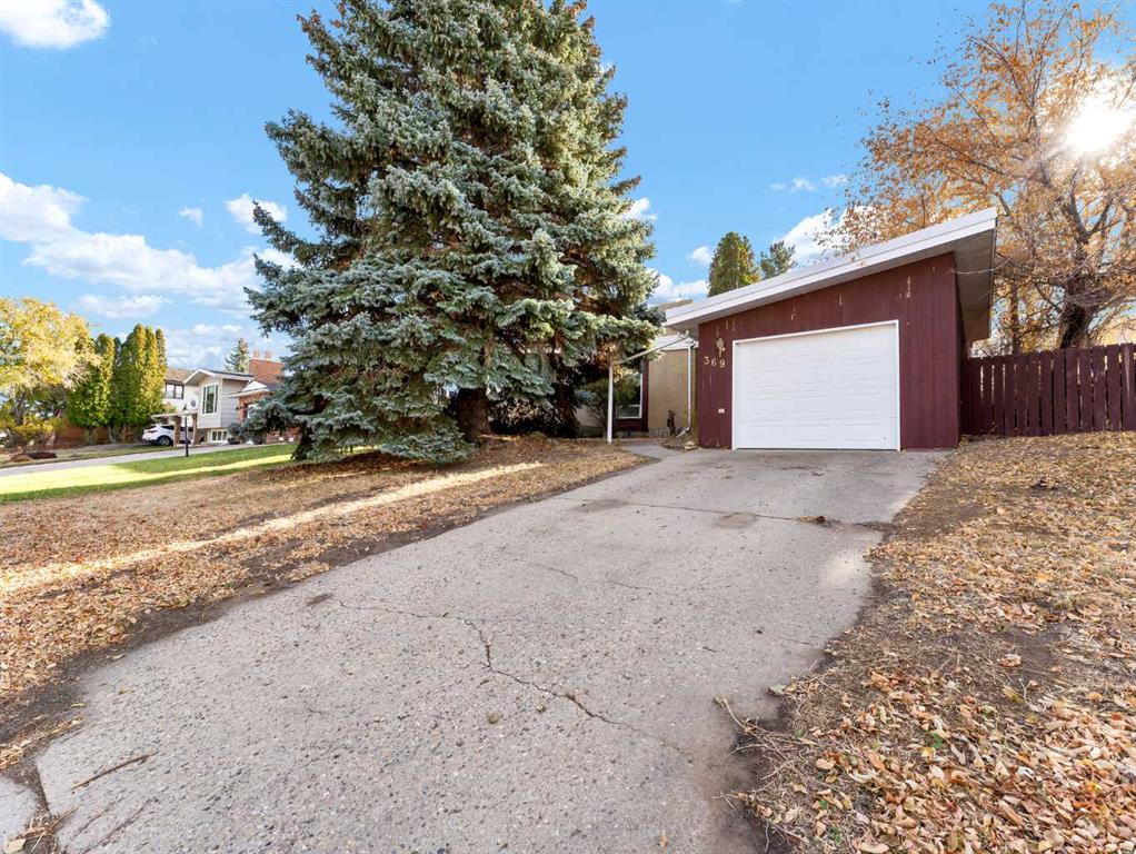 Picture for 369 11 Street NE