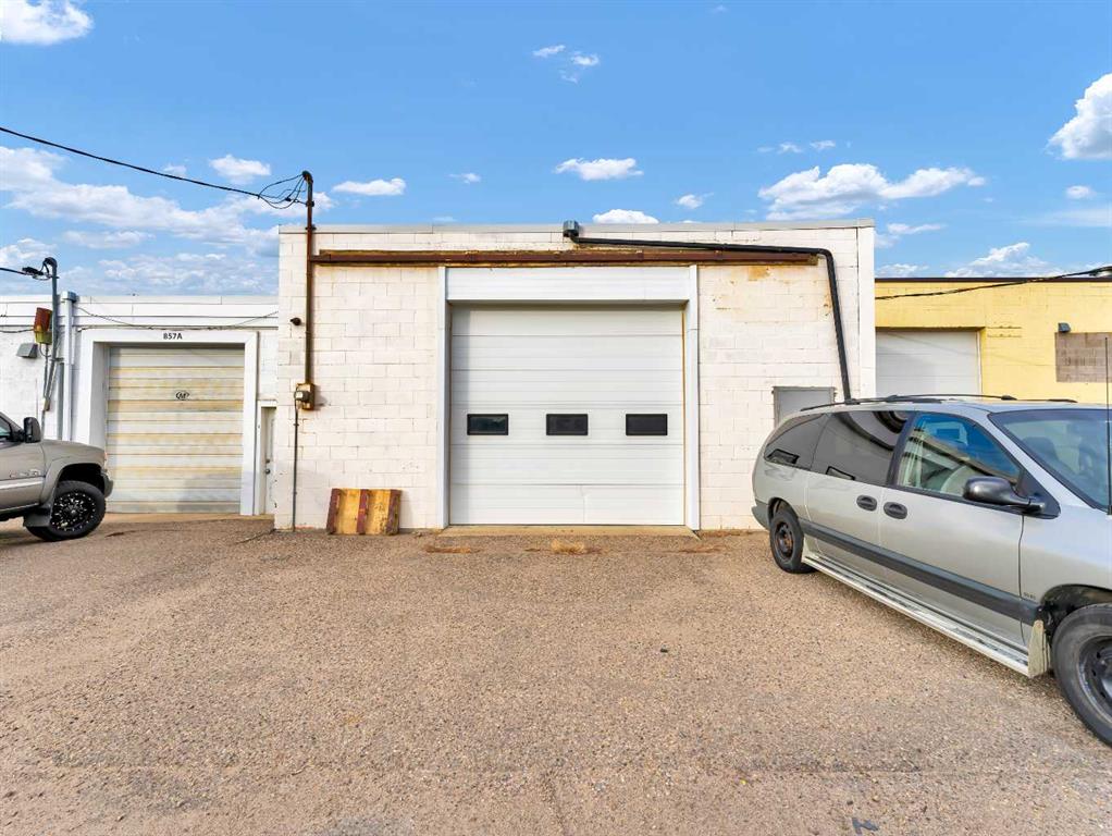 Picture for 849 16 Street SW