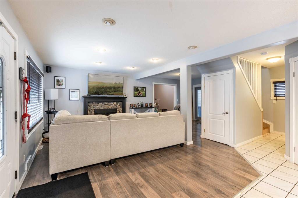 Picture for 19 9 Street SW