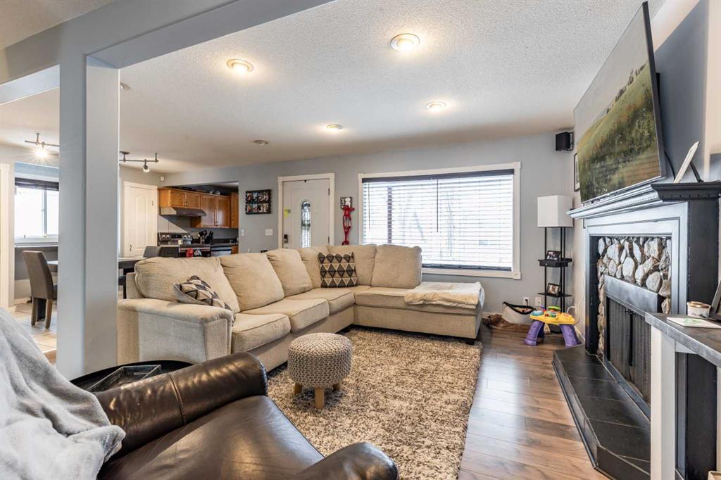 Picture for 19 9 Street SW