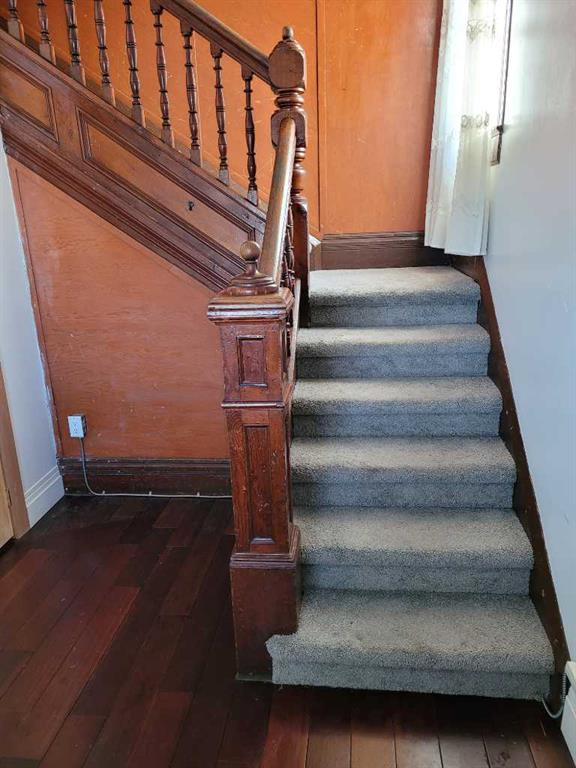 Picture for A, 819A 5 Street SE