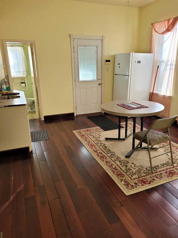 Picture for A, 819A 5 Street SE