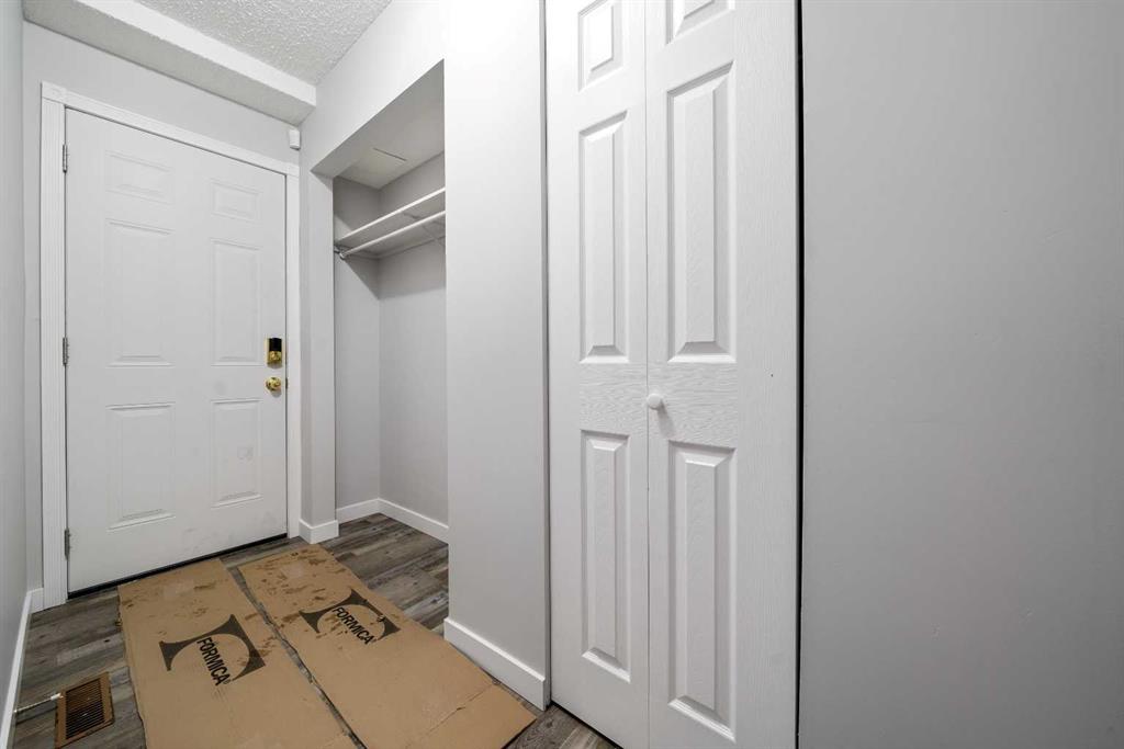 Picture for 506 Clennel Crescent SE