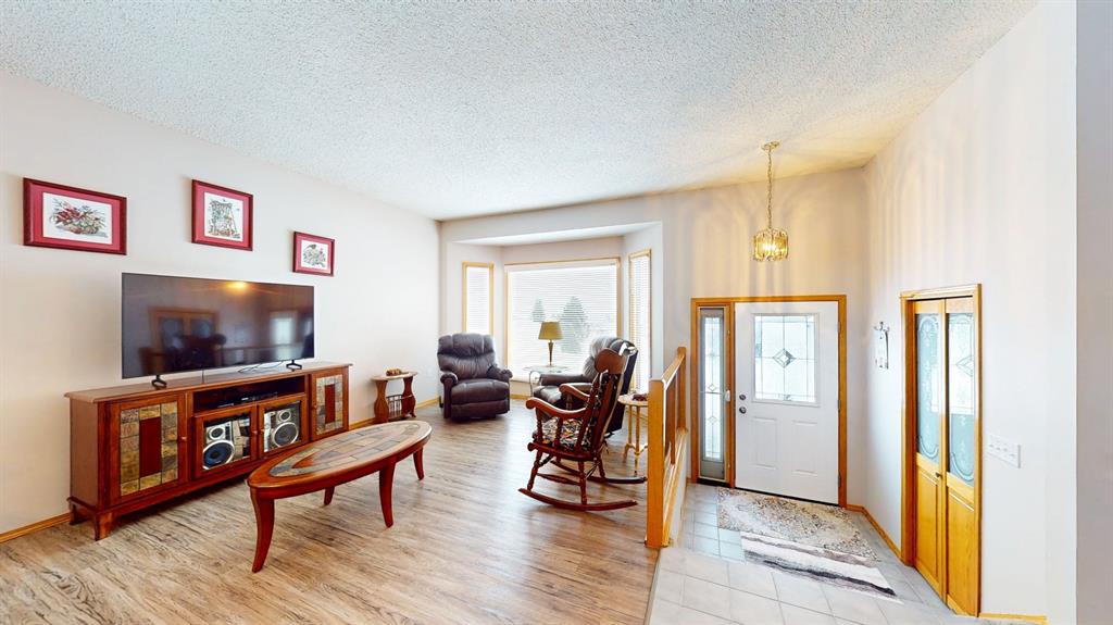 Picture for 14 Redwood Green SE