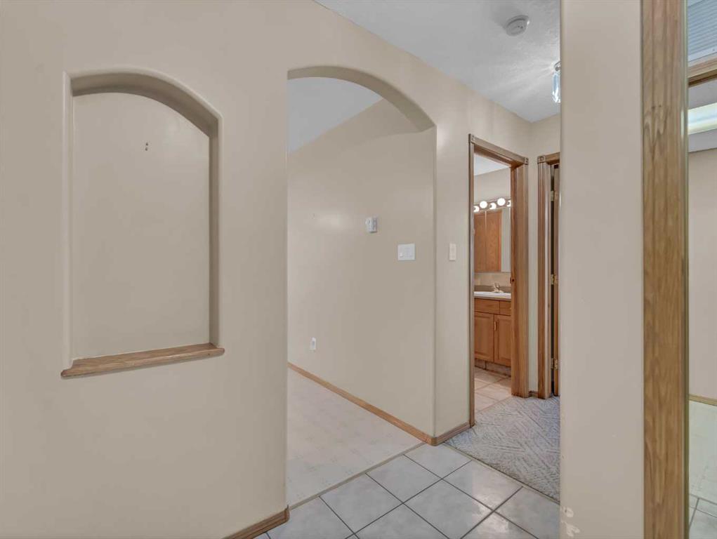 Picture for 208, 1182 Southview Drive SE