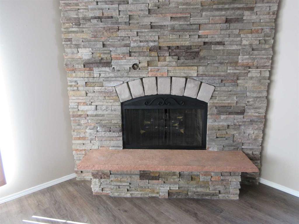 Picture for 30 Cooper Road SE