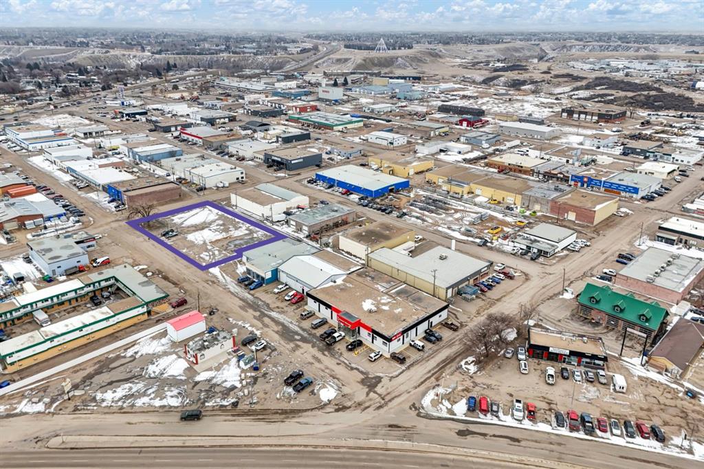 Picture for 815 14 Street SW