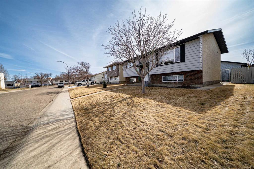 Picture for 25 Seven Persons Crescent SW