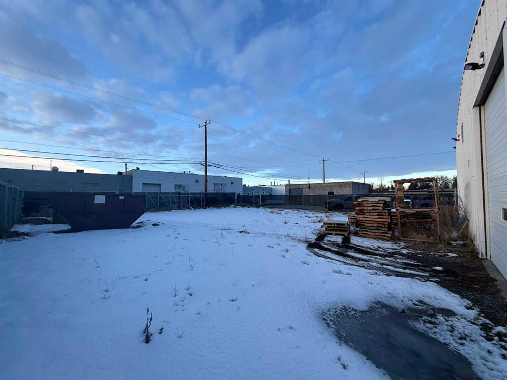 Picture for 426 10 Street N