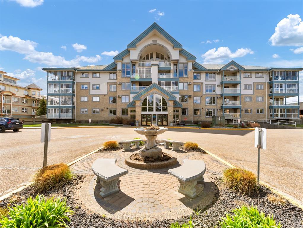 Picture for 102, 1535 Southview Drive SE