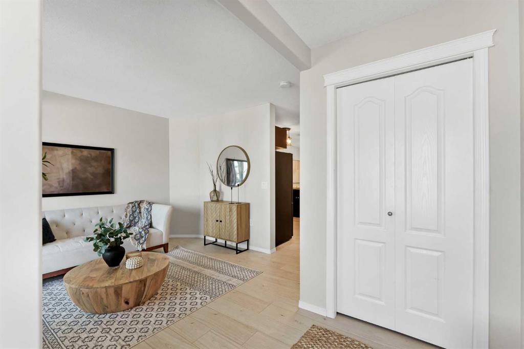Picture for 156 Somerset Lane SE