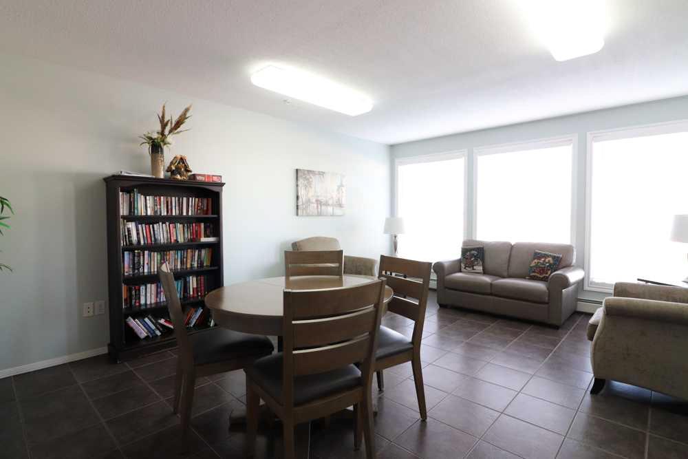 Picture for 105, 1648 Saamis Drive NW
