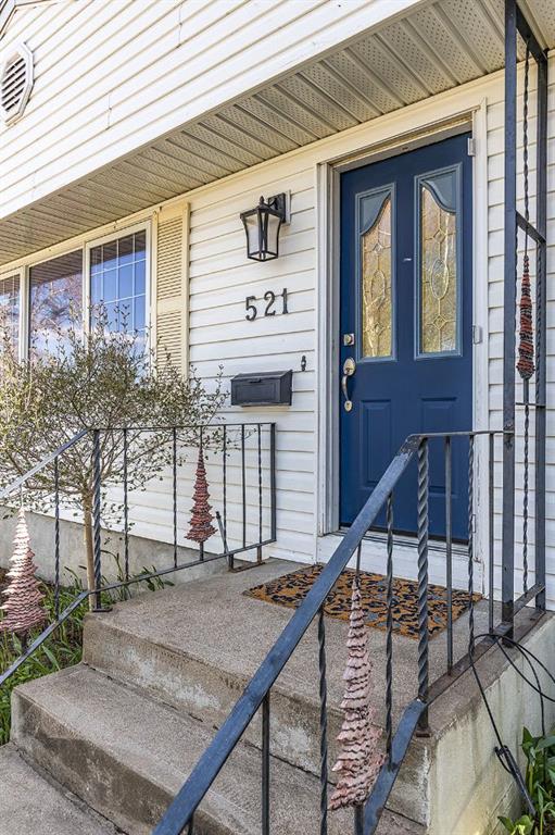 Picture for 521 9 Street SW