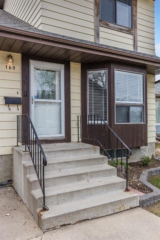 Picture for 160 South Ridge Crescent SW
