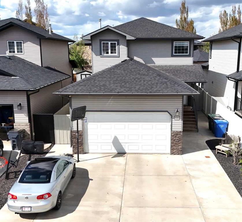 Picture for 88 Vista Close SE