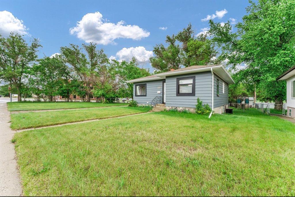 Picture for 337 4 Street SW