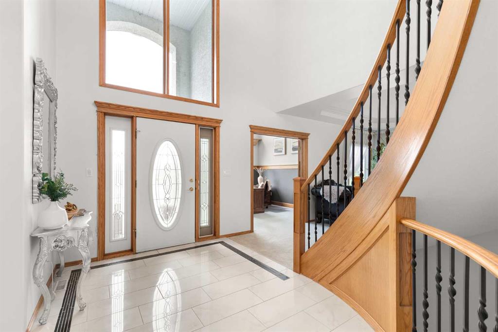 Picture for 23 Chinook Place SW