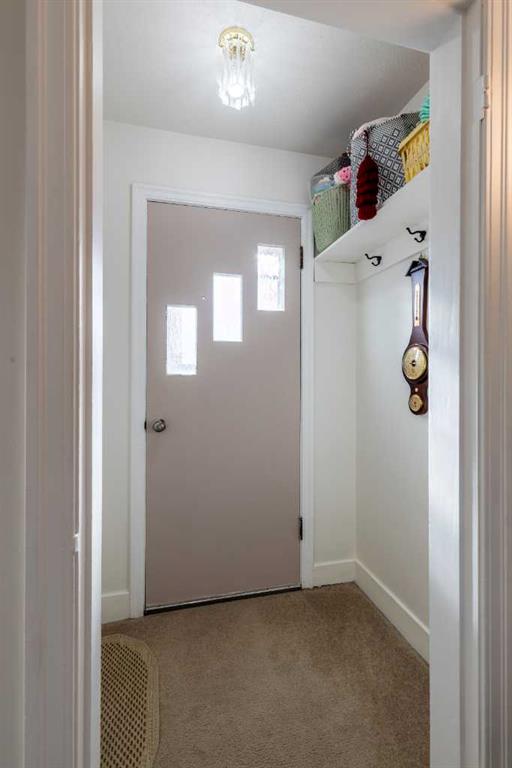 Picture for 350 4 Street SW