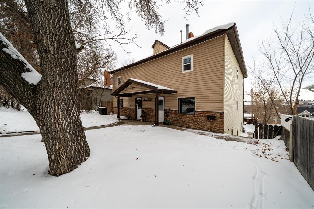 Picture for 230 3 Street SE