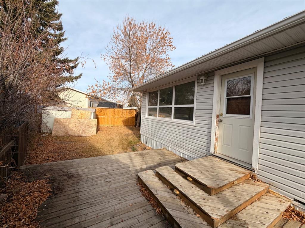 Picture for 367 Beaufort Crescent SW