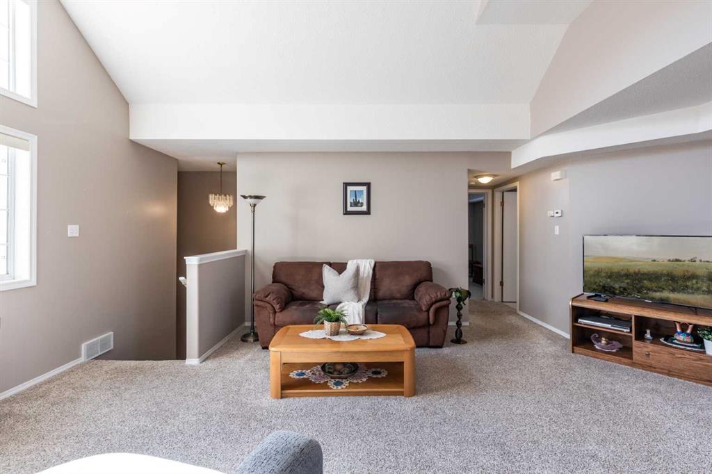 Picture for 304, 221 Cameron Road SE