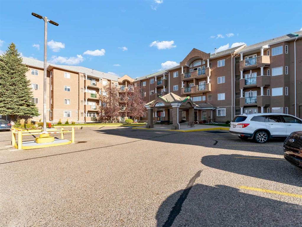 Picture for 219, 278 Park Meadows Drive 