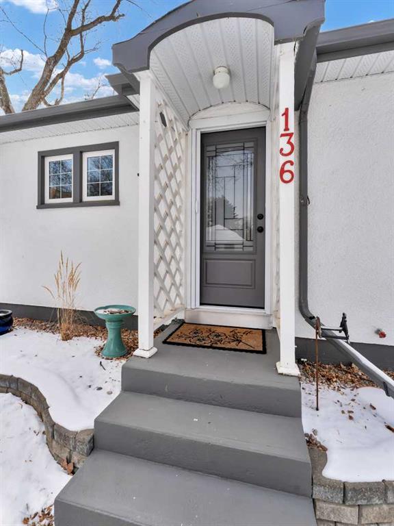 Picture for 136 3 Avenue SE