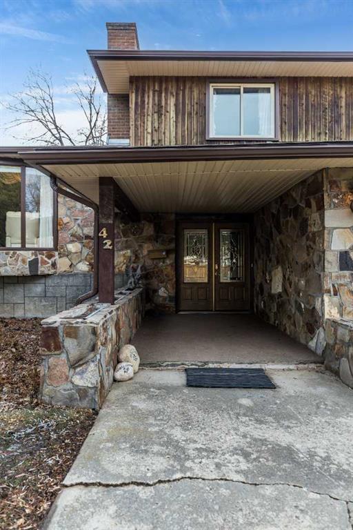 Picture for 42 Red Deer Drive SW