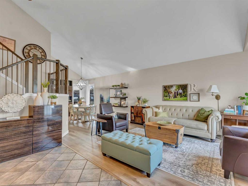 Picture for 11 Taylor Crescent SE