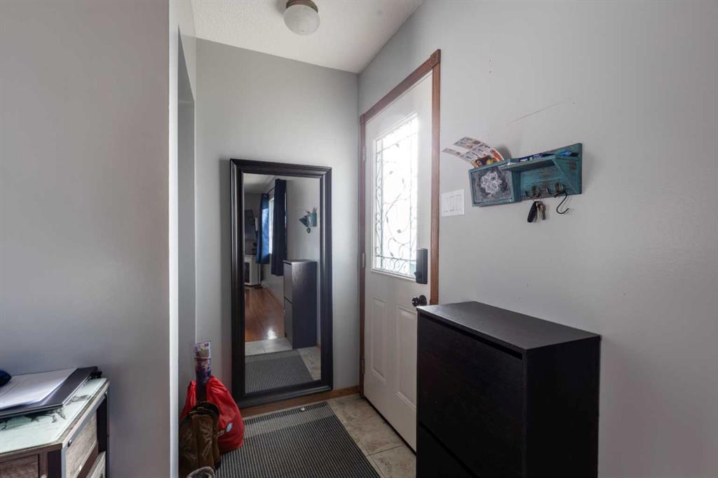 Picture for 182 Mitchell Crescent NW