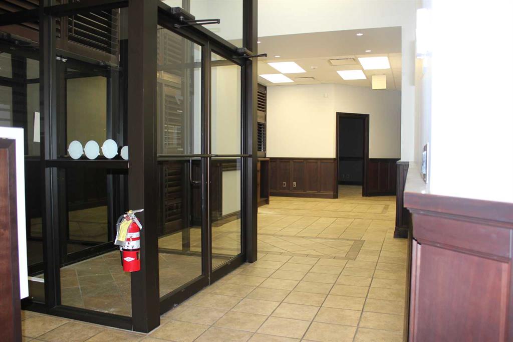 Picture for 104 and 105, 2201 Box Springs Boulevard NW