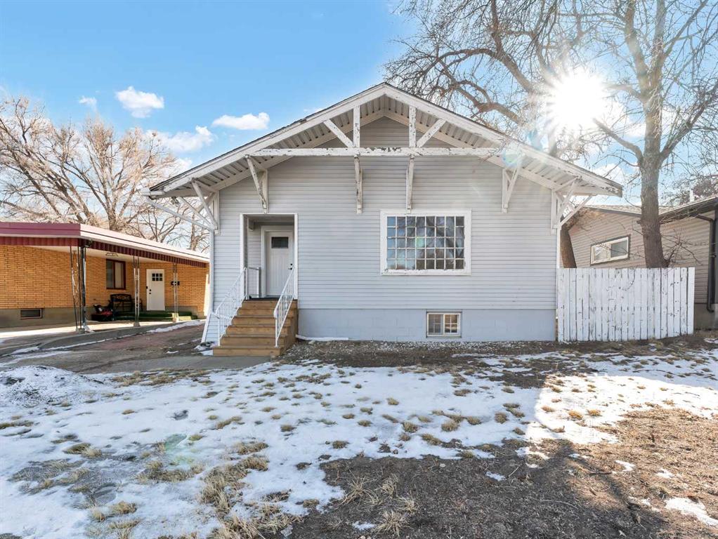 Picture for 129 10 Street NE