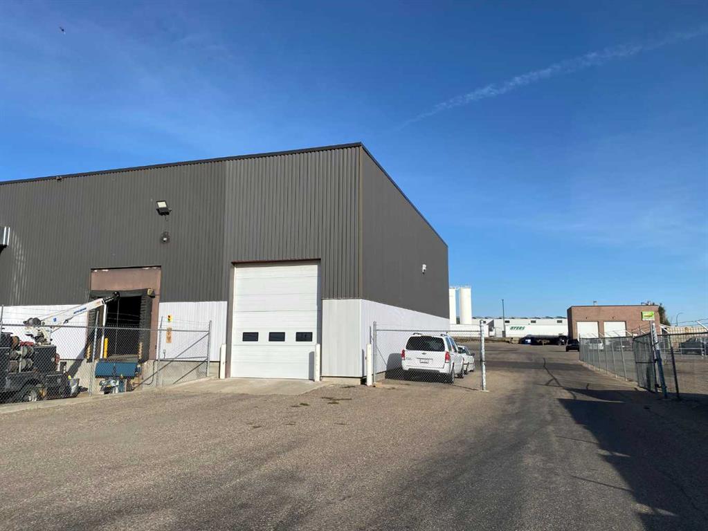 Picture for A, 2525 36 Street N