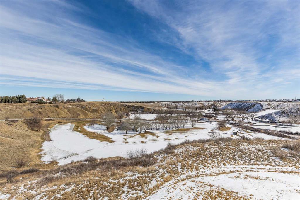 Picture for 4, 3345 10 Avenue SW