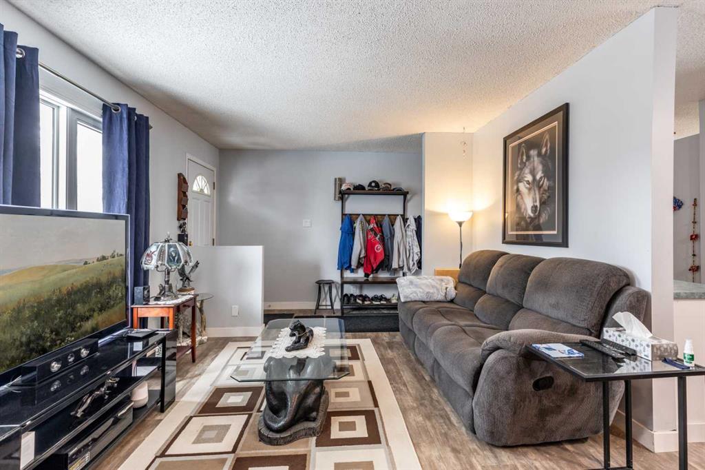 Picture for 2405 16 Avenue SE