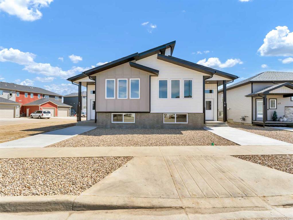 Picture for 19 Somerside Gate SE