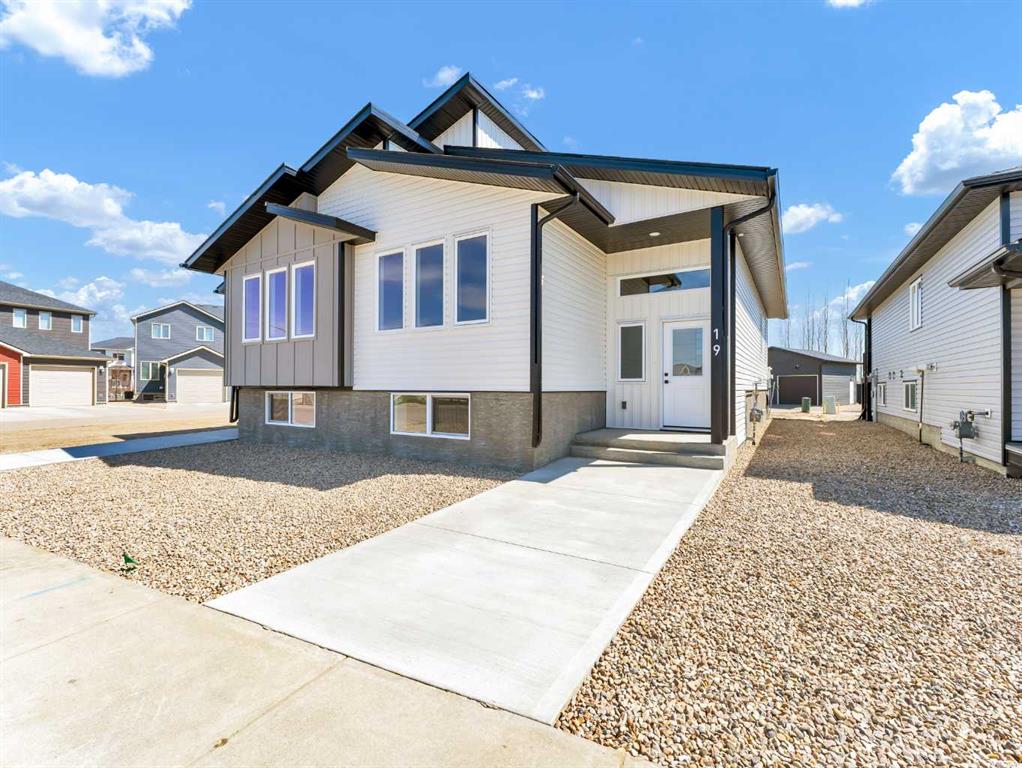 Picture for 19 Somerside Gate SE