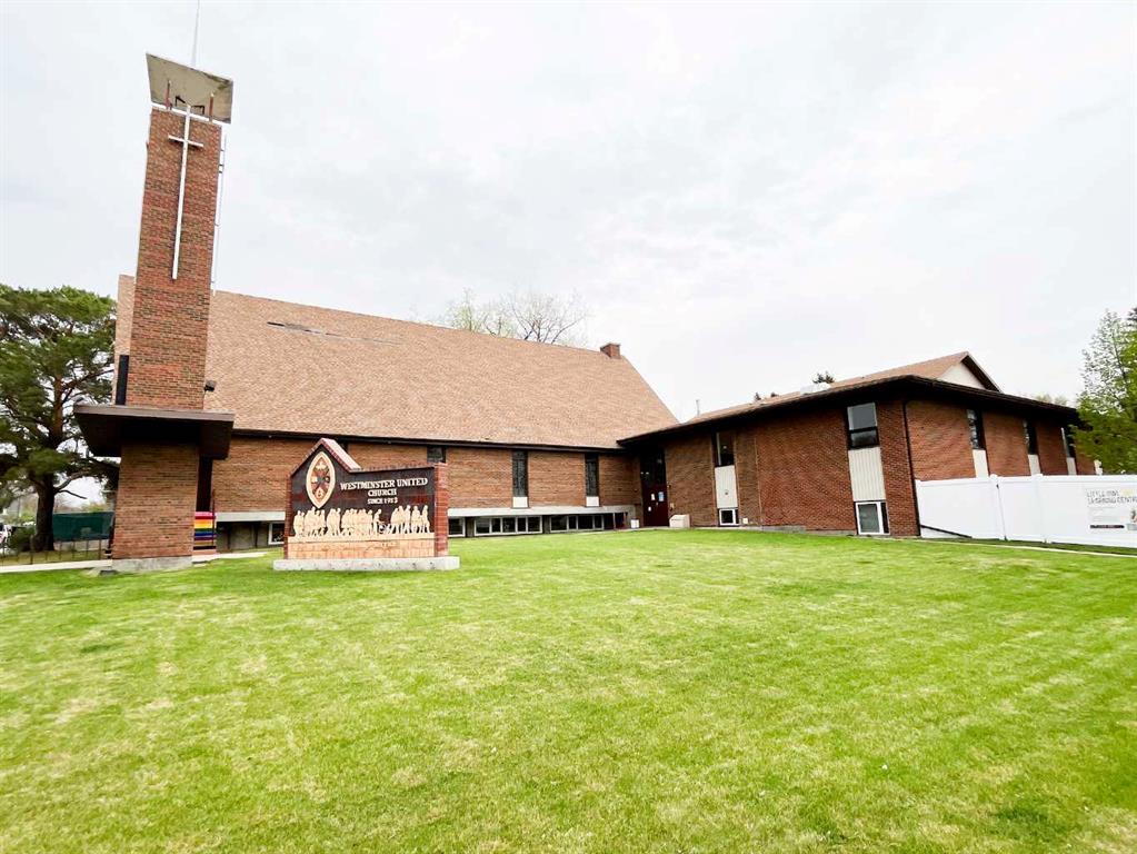 Picture for 101 6 Street SE