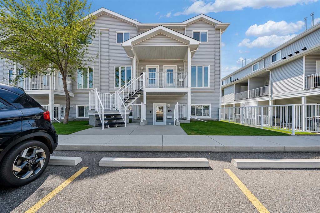 Picture for 183 Northlands Pointe NE