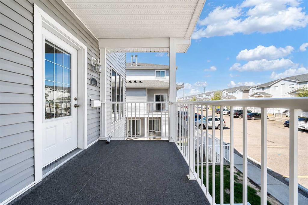 Picture for 183 Northlands Pointe NE