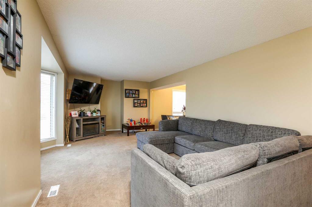 Picture for 265 Sprague Way 