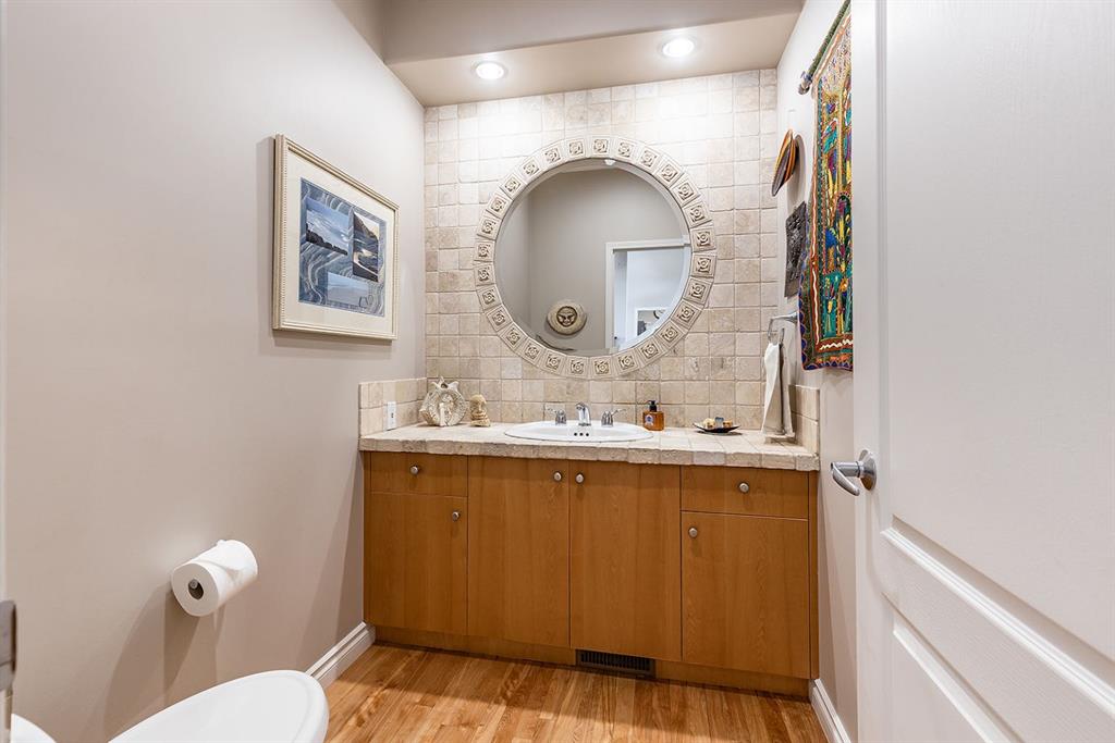 Picture for 28 Chinook Place SW