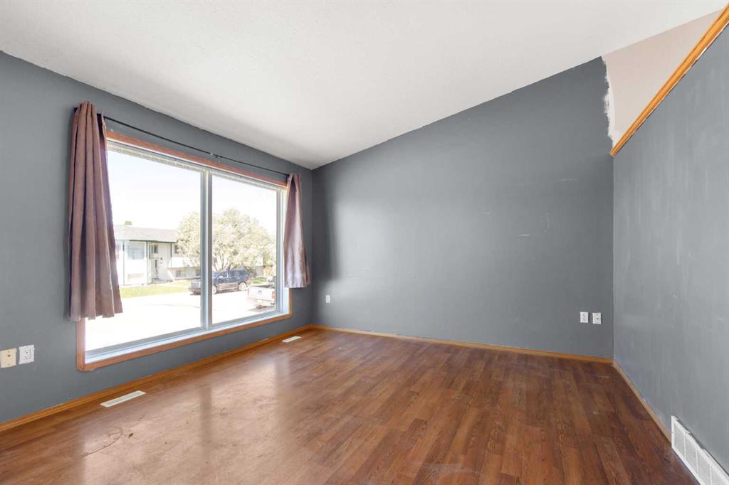 Picture for 2385 Hatcher Drive NE