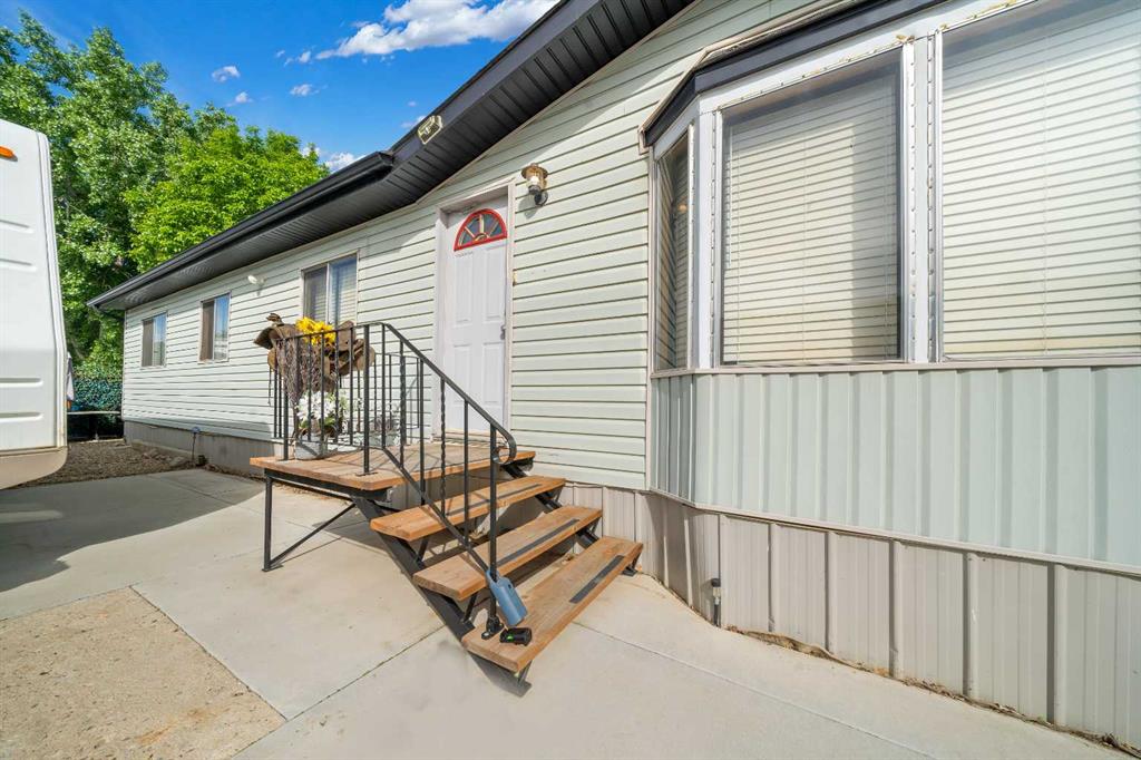 Picture for 341 Cornell Crescent SW