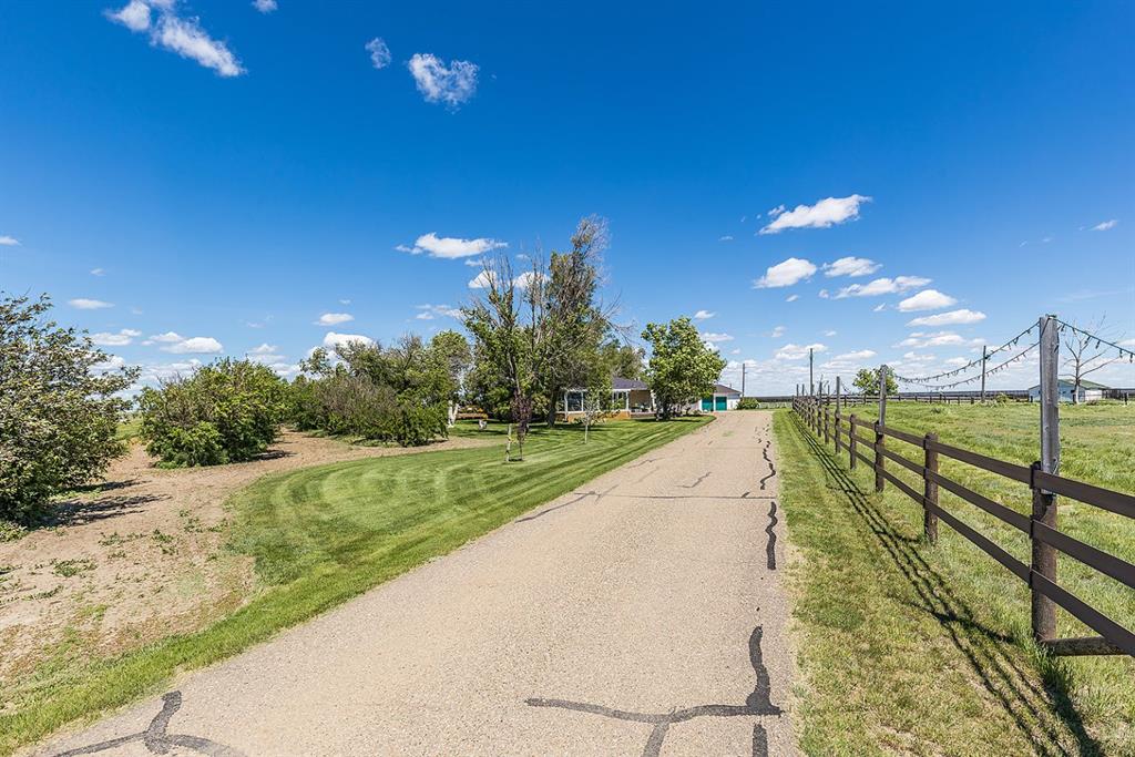 Picture for 14017 Range Road 65  
