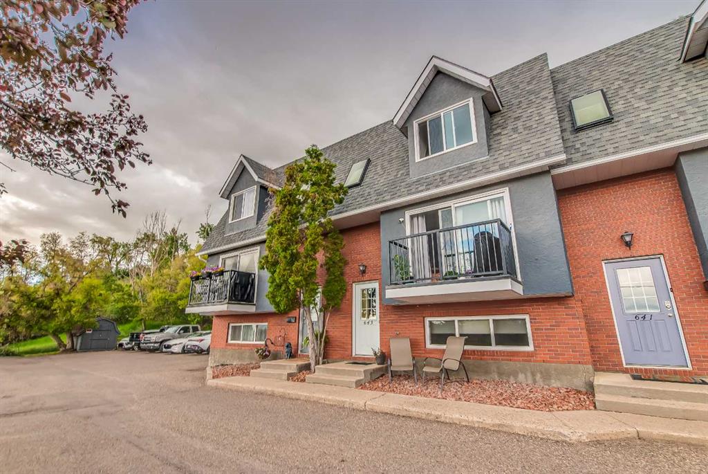 Picture for 643 5 Street SE